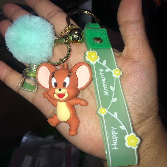 Keychain - Picture 3 of 16